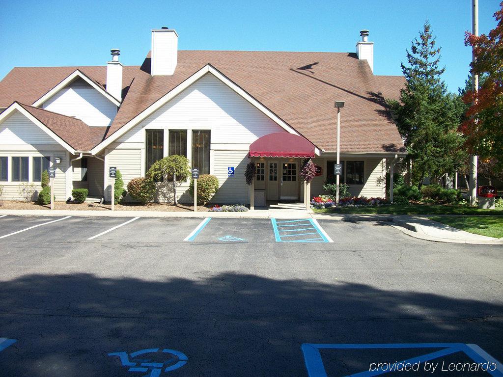 Hawthorn Suites Of Troy Exterior foto